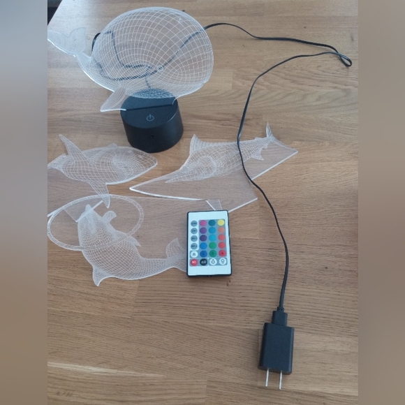 Lampeez 3D Lamp - Picture 2 of 11